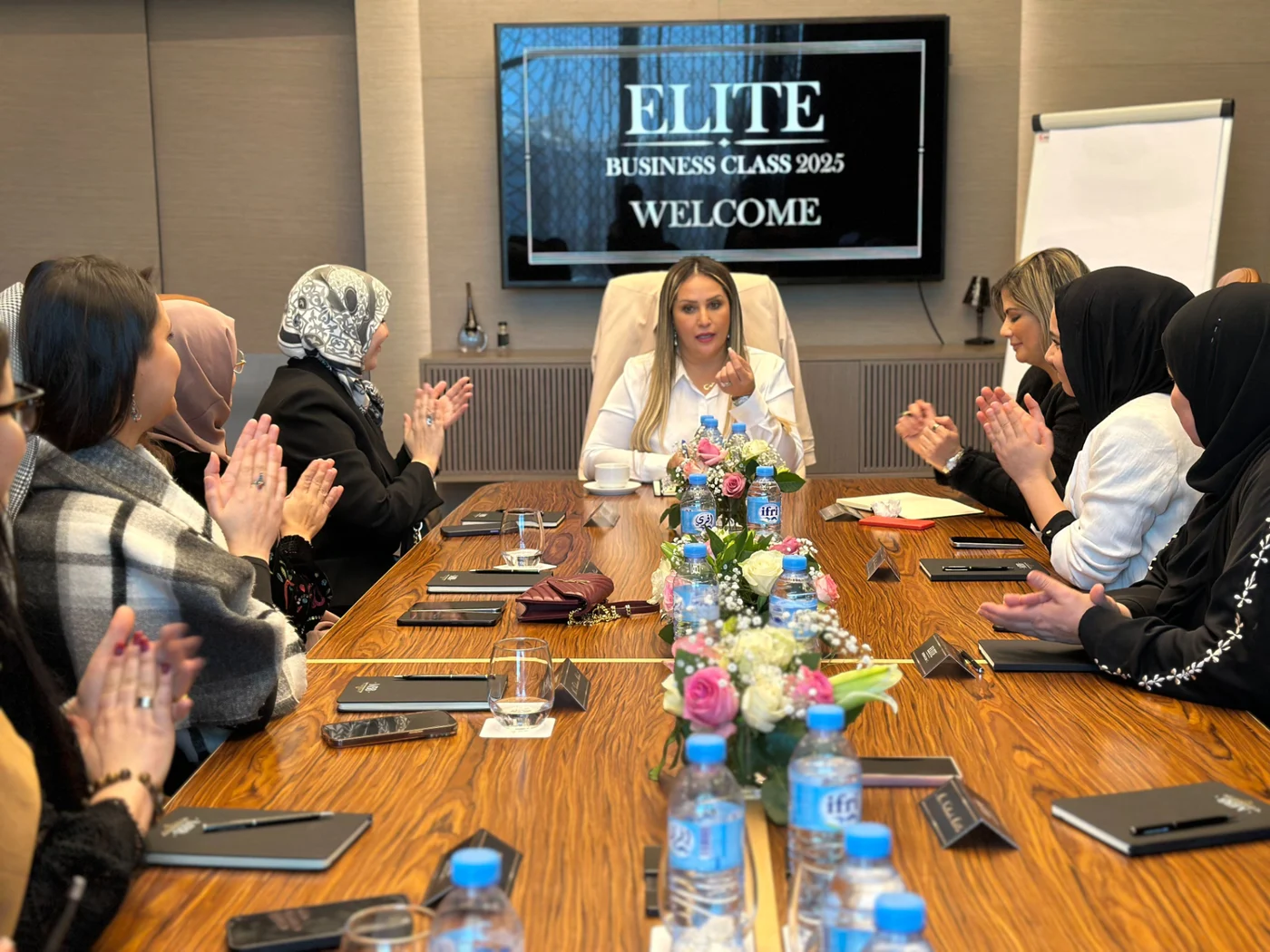 Amy leading an Elite Business Class workshop